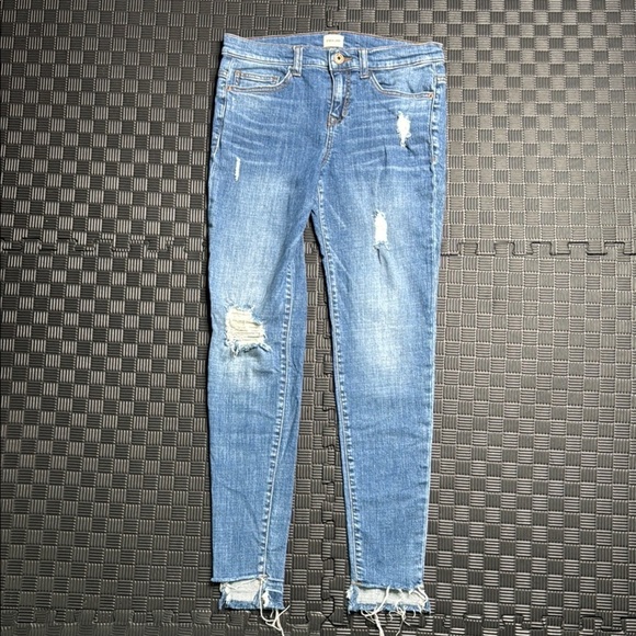 Sneak Peek Blue Ankle Cropped Jeans - Picture 1 of 10